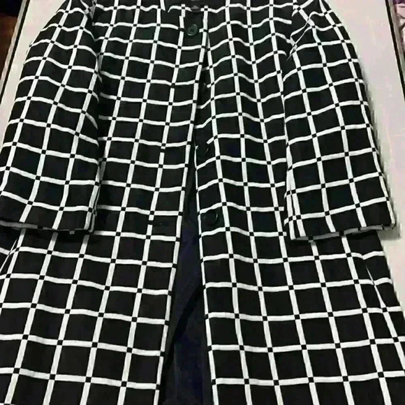 Gorgeous Fall long Blazer by  Ann Taylor like new size xs - Picture 3 of 3